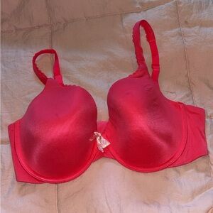 Victoria's Secret Vibrant Red Bra
